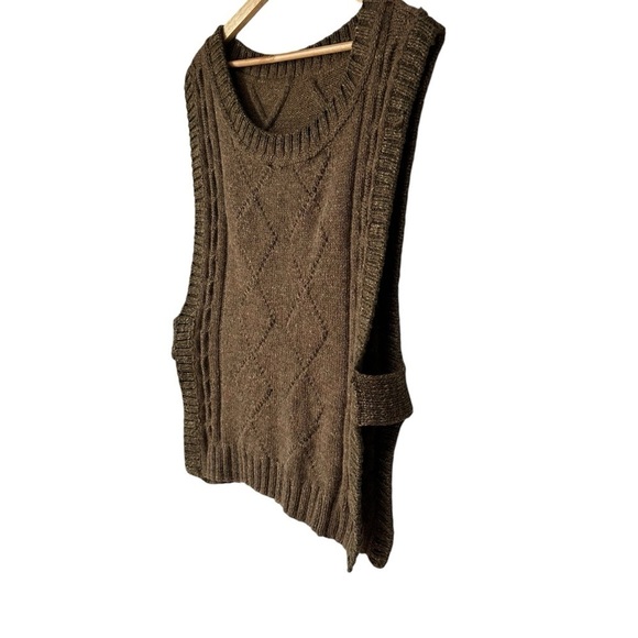 Unique Open Side Pullover Cableknit Sweater Vest, Brown, Medium Large - Picture 10 of 14